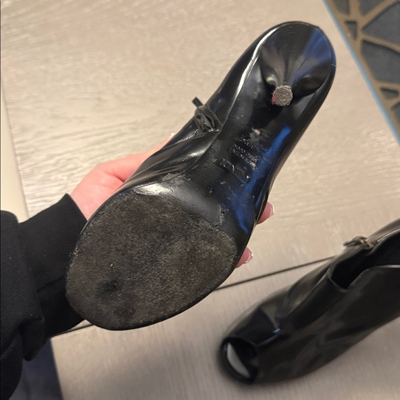 FENDI | Patent Leather and Mesh Open Toe Booties (38.5) - Picture 5 of 7